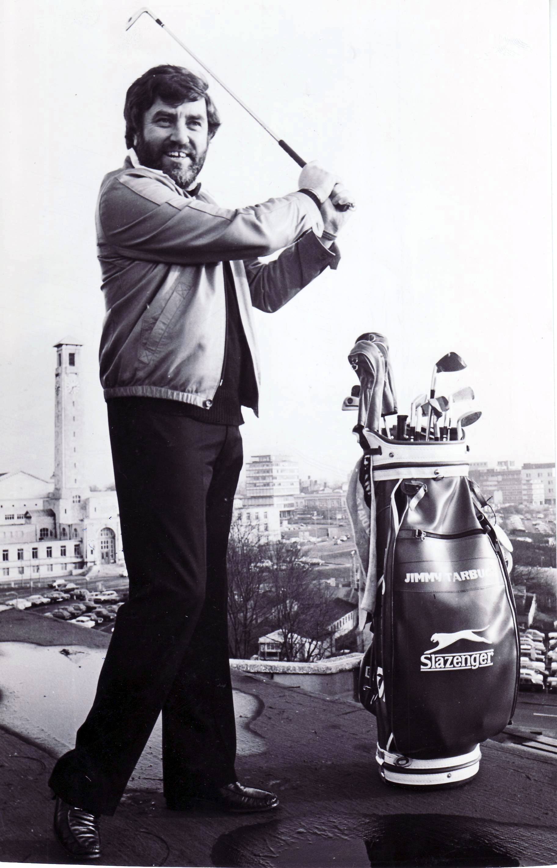 Liverpool comedian and keen golfer Jimmy Tarbuck taking a swing on the roof of tThe Mayflower Theatre - The Gaumont at the time. July 24, 1973.