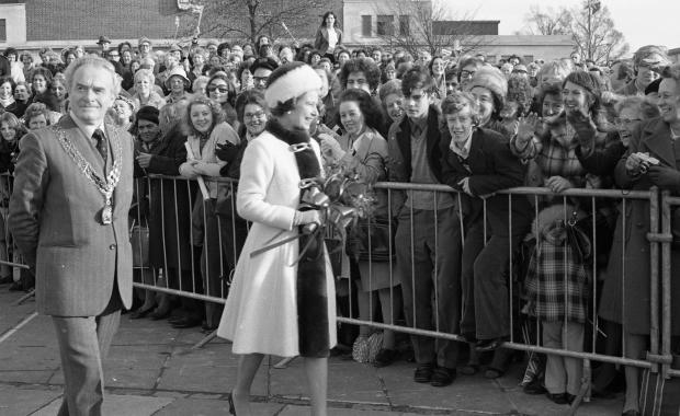 Daily Echo: The Queen arrives at Southampton Central Station for a short tour of Southampton and to open the first stage of the Southampton Teaching Hospital. This picture shows the queen meeting the public at the Civic Centre. Dec 6, 2010. THE SOUTHERN DAILY ECHO