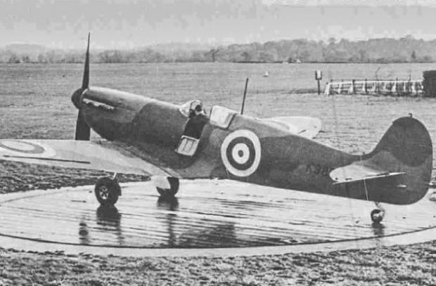 Daily Echo: Spitfire aircraft tested at Eastleigh Airport during WW2. Credit: The Spitfire Makers Charitable Trust