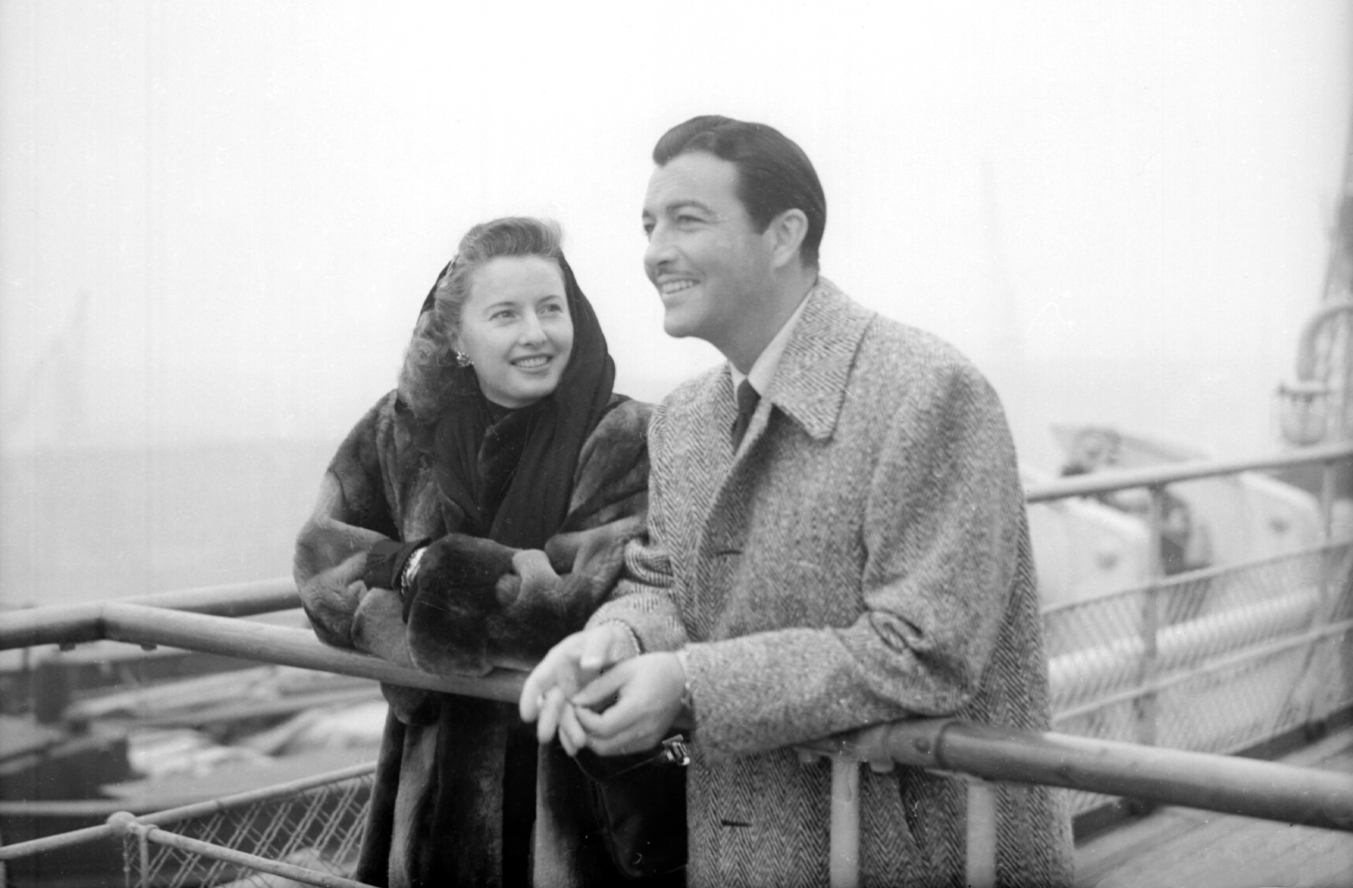 Robert Taylor and Barbara Stanwyck in Southampton on February 10, 1947. The American film and television star Robert Taylor was born in Filley, Nabraska on August 5, 2011 as Spangler Arlington Brugh. He starred in many films throughout the 30s,