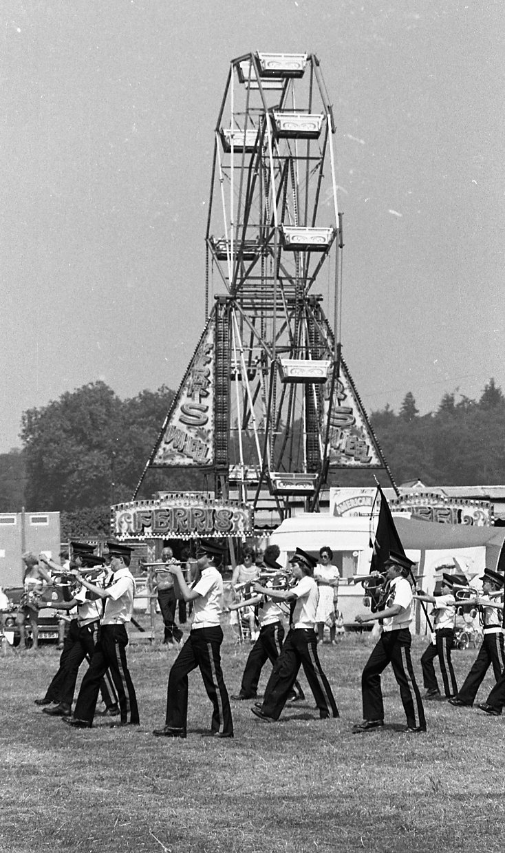 The band during Wickham Carnival. July 30, 1983. THE SOUTHERN DAILY ECHO ARCHIVES. HAMPSHIRE HERITAGE SUPPLEMENT. Ref: 440j