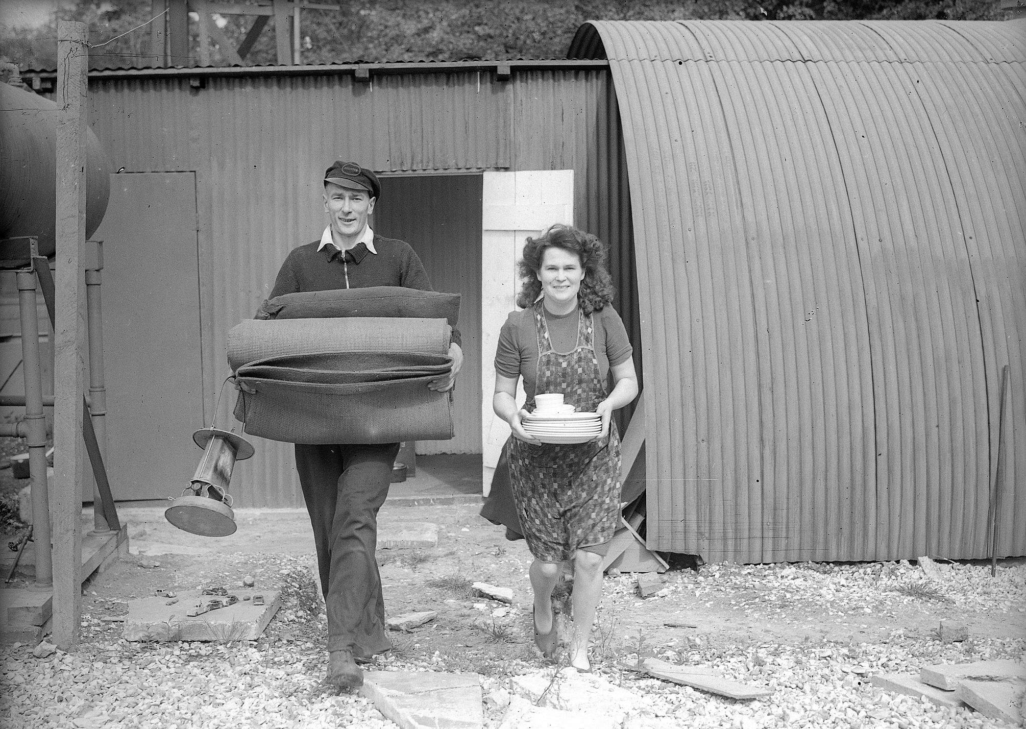 Squatters on Southampton Common, in the nissen huts left over from the war. September 10, 1946. THE SOUTHERN DAILY ECHO ARCHIVES. HAMPSHIRE HERITAGE SUPPLEMENT. Ref: 1100.