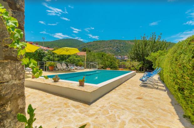 Daily Echo: Waterfront villa in Croatia.  1 credit