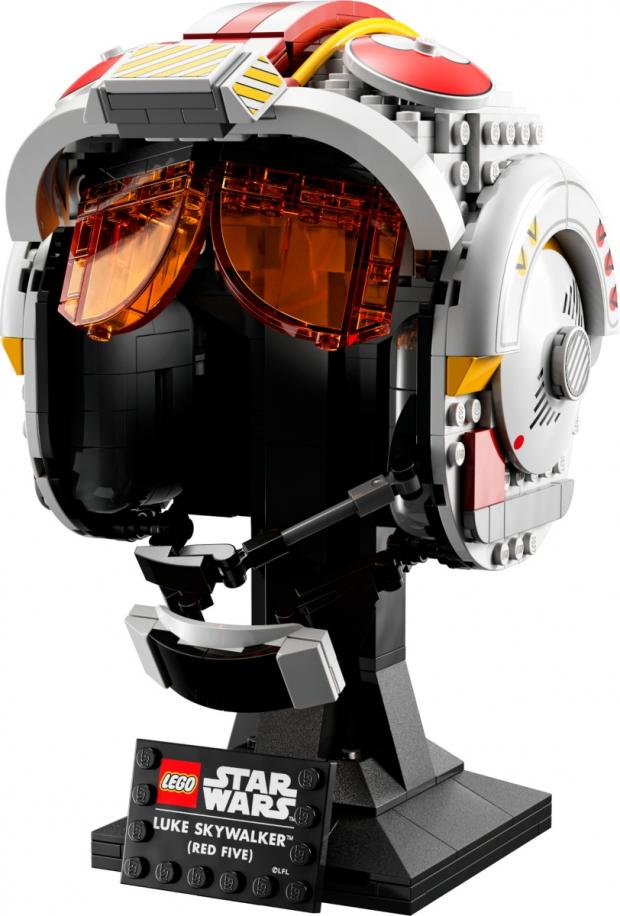 Daily Echo: Star Wars™ Luke Skywalker (Red Five) Helmet by LEGO. (Disney)