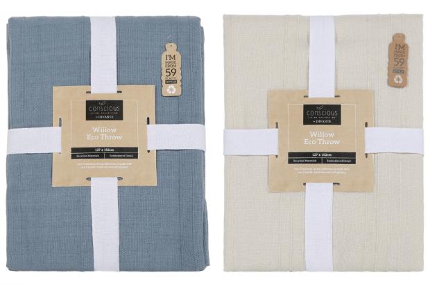 Daily Echo: Willow Eco Throw in Blue (left) and (right) Natural (The Range/Canva)
