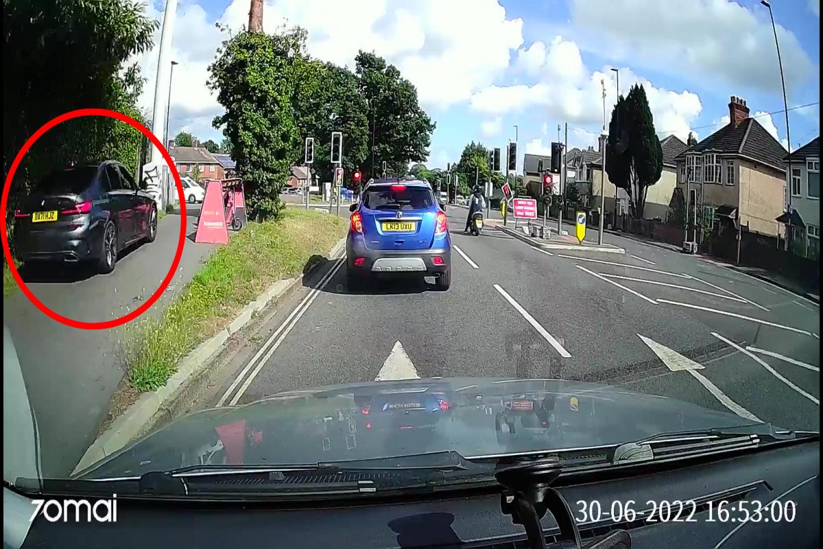 The was spotted by dash cameras and drivers skipping the lights