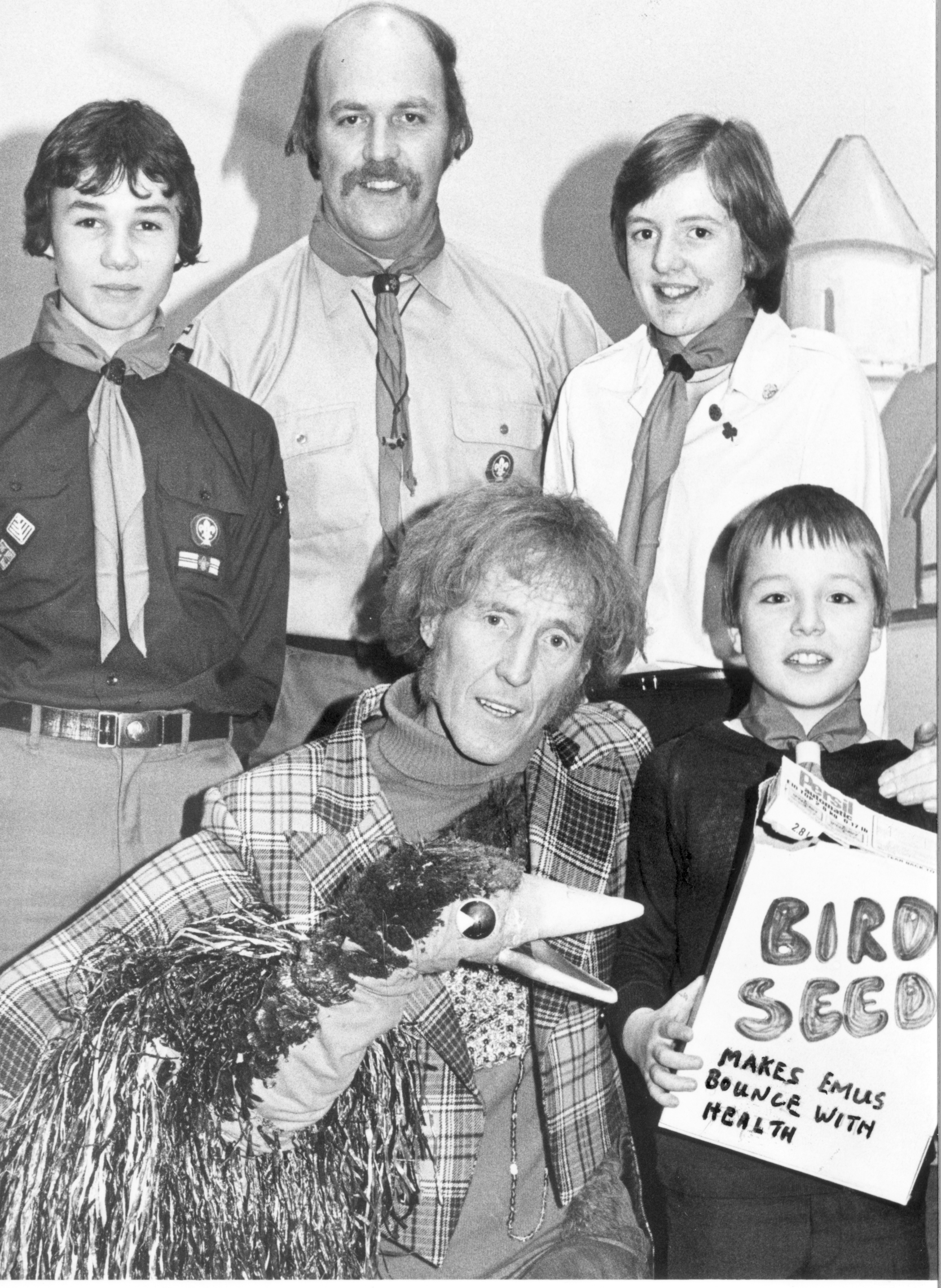 heritage 23/1/81Rod Hull and Emu with Eastleigh Scouts at The Kings Theatre Southsea