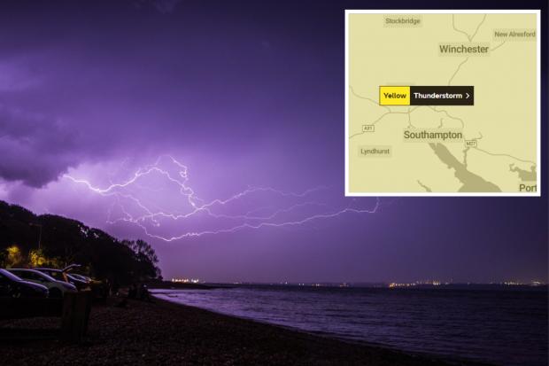 Met Office issues thunderstorm warning for Southampton. Main photo: Lightning at Weston Shore by Justin Webber.