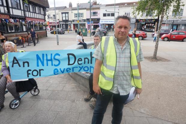 Daily Echo: Toothless in Southampton Protesters in Shirley Precinct, Southampton