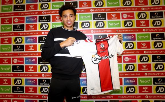 Daily Echo: Southampton FC Announce New Signing Samuel Edozie Daily Echo: Southampton FC Announce New Signing Samuel Edozie