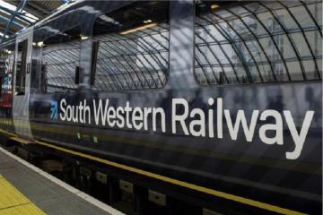 Rail lines blocked between Southampton and Bournemouth