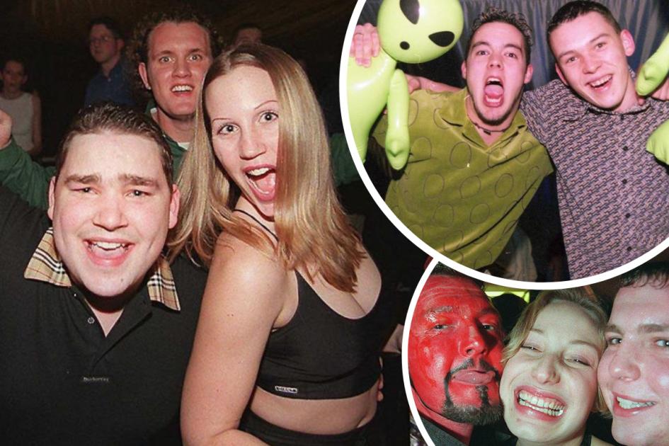 Photos from the Slinky Winter Ball at BIC in 1998

 | Pro IQRA News