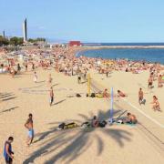 Holidaymakers urged not to jet off to Spain