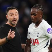 Roberto De Zerbi speaks with Tottenham forward Mathys Tel after the 0-0 draw with Everton (Adam Davy/PA)