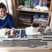 Ben and his model of the Independence of the Seas model