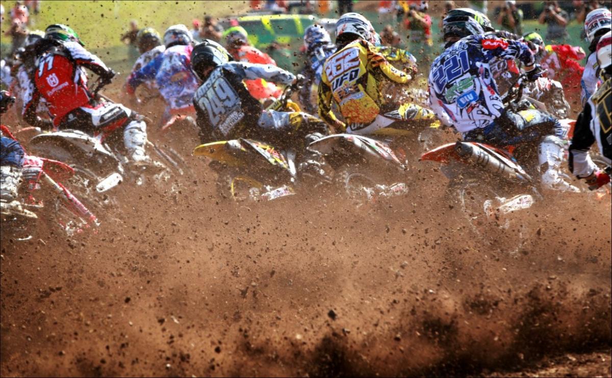 Weekend in Pictures. August 18th - 19th. The MX FIM Motocross Grand Prix of Great Britain at Matterley Basin.