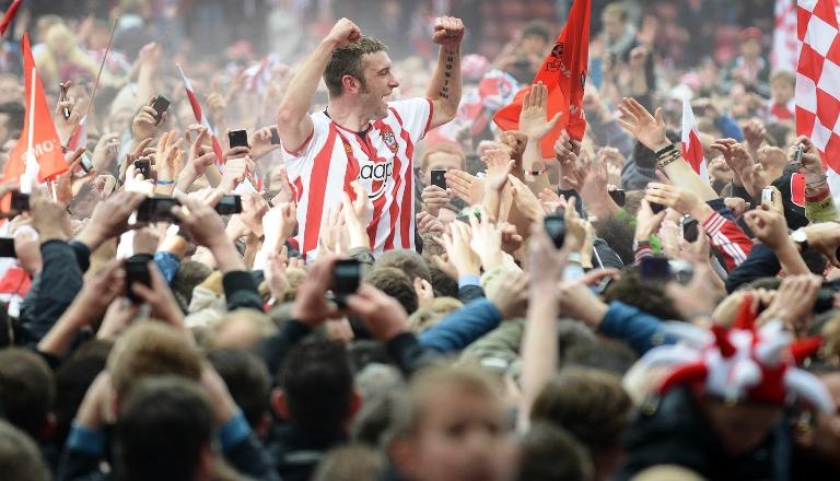 The 10 funniest football chants of the last decade | Daily Echo