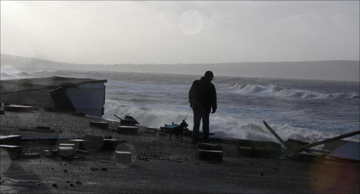 Storms of February 2014 - Milford on Sea