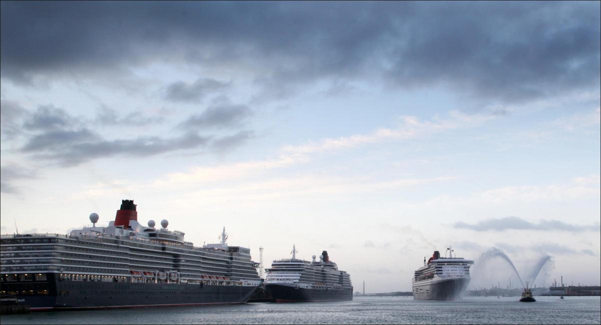 Pictures of The Three Cunard Queens in Southampton. This image is available to purchase as prints, keyrings, fridge magnets and more.