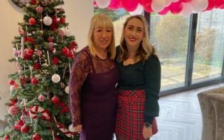 Helen with her daughter Indya ready to celebrate Christmas