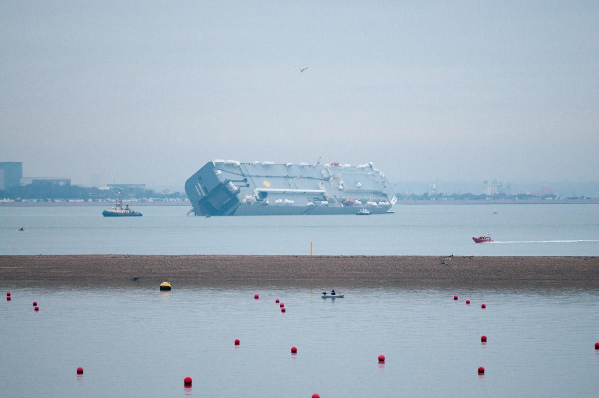 Ship runs aground at Brambles Bank of the Isle of Wight