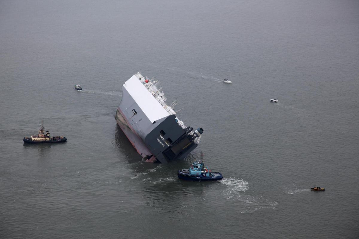 Ship runs aground at Brambles Bank of the Isle of Wight - picture compliments Airways Aviation