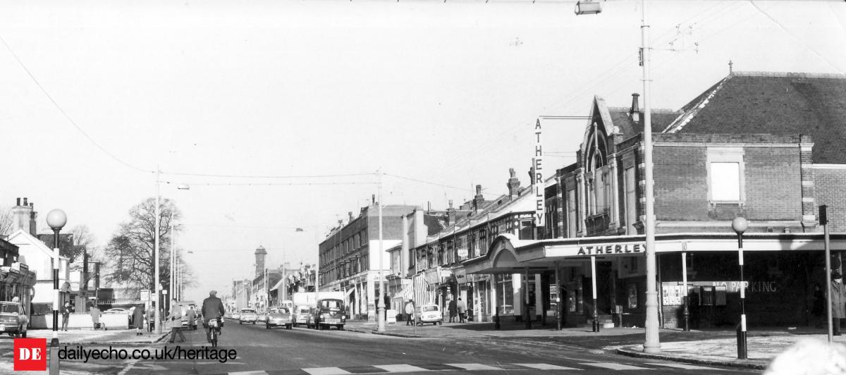 Looking northwards up Shirley Road back in February 1969, with the only remaining Shirley Cinema at the time in the foreground.