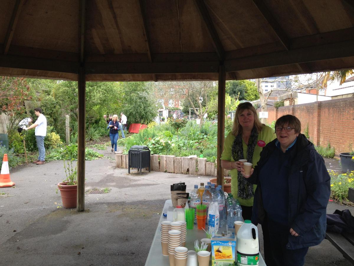 Workers from Kingfisher IT services helping out at the Ropewalk Community Garden in Southampton.