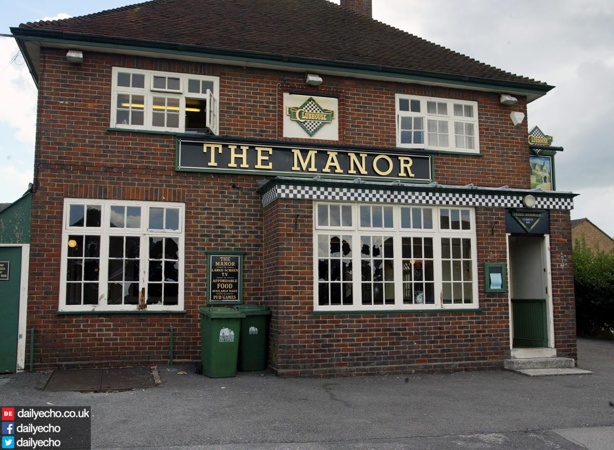 The Manor (copyright Dave Goddard)