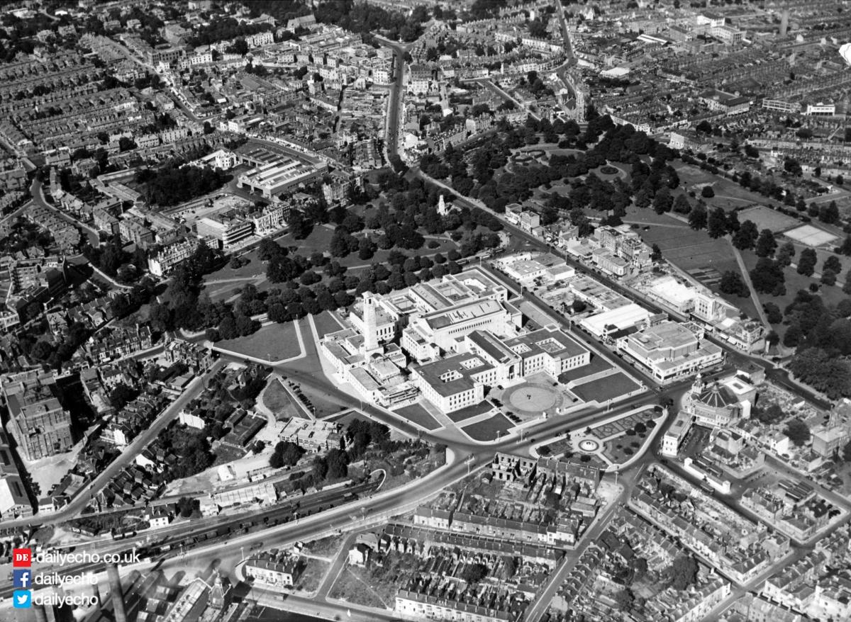 Southampton Aerial Images from 1949