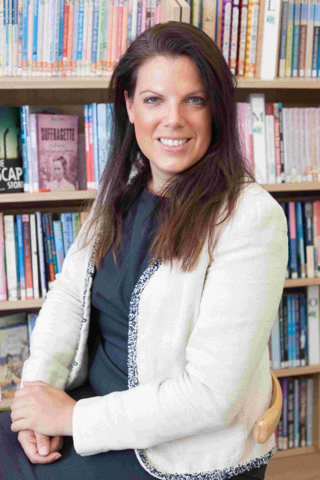 Caroline Nokes, MP, was interviewed by pupils of Awbridge Prtimary School for the school newspaper and the village magazine. Photo: Ian Hinchliffe.