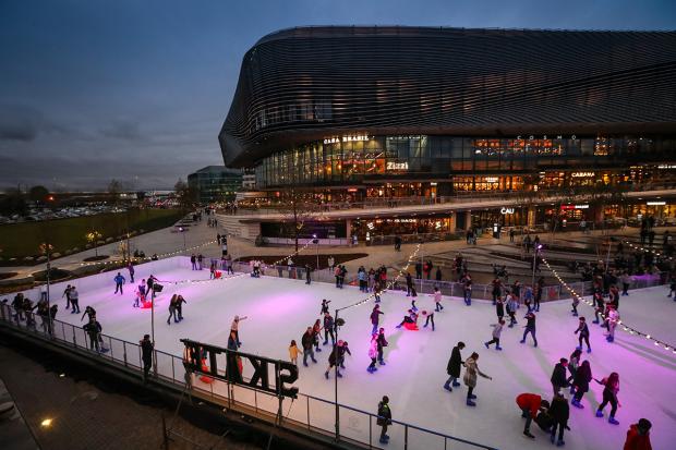 Daily Echo: Photo Stuart Martin -  Opening day of Southampton's Christmas Ice Rink Skate at WestQuay.
